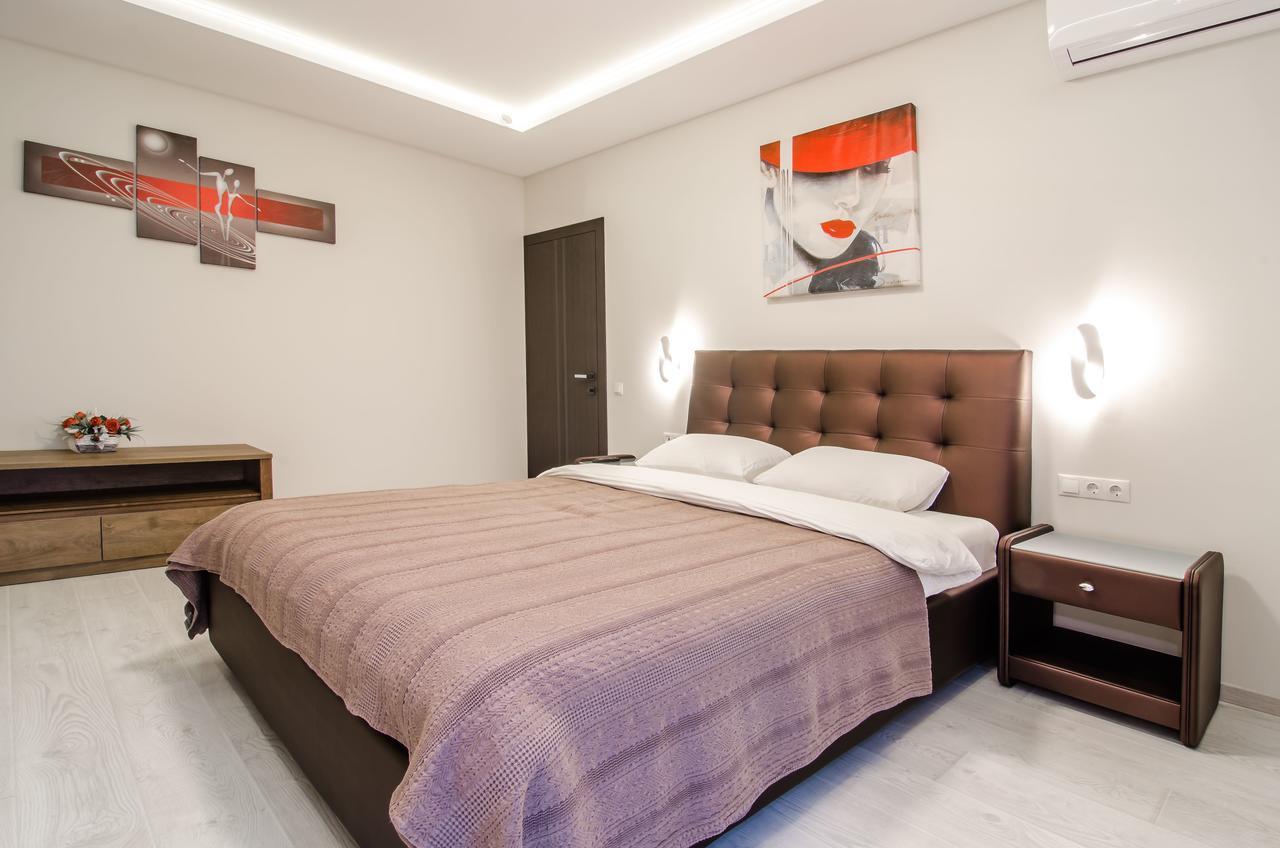 Amazing Apartment In The Center Of Kiev Exterior photo